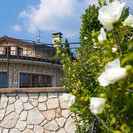 Il Sasso Bianco Acomodação com café da manhã Comerio Exterior foto